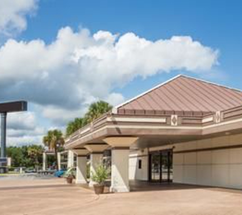 Travelodge Deltona Inn - Deltona, FL