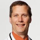 David W Queoff, MD - Physicians & Surgeons