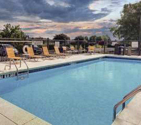 Fairfield Inn & Suites - Oxford, AL