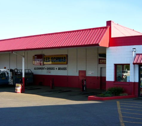 Les Schwab Tires - Port Townsend, WA