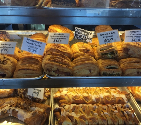 Larsen's Bakery - Seattle, WA