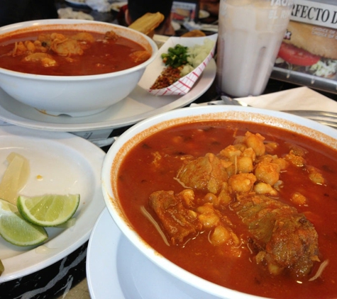 Taqueria El Rinconsito - Burien, WA