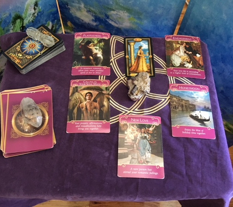 Serenity Angel Energy Healing Oracle and Tarot Readings. Serenity Romance Reading