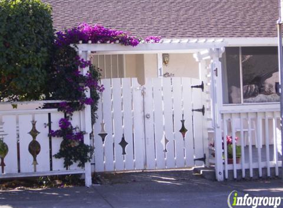 Roses Residential Care Facility - San Rafael, CA