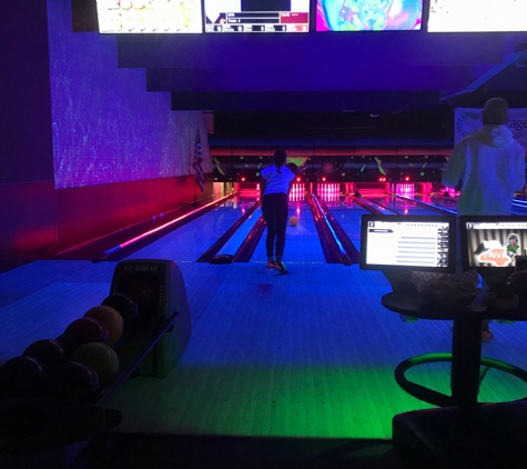 Zodo's - Bowling and Beyond - Goleta, CA