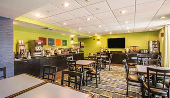 Comfort Inn & Suites Lantana - West Palm Beach South - Lantana, FL