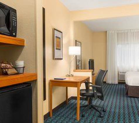 Fairfield Inn & Suites - Racine, WI