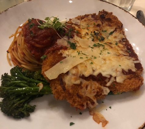 Mama Della's Ristorante - Orlando, FL