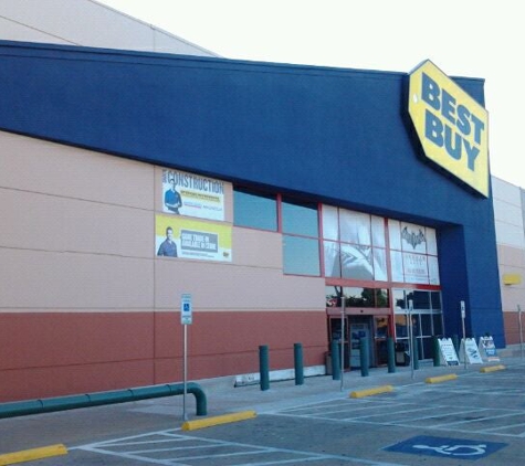 Best Buy - Dallas, TX