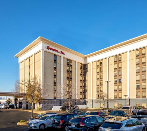 Hampton Inn Boston-Logan Airport - Revere, MA