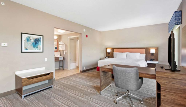 Hampton Inn & Suites Orlando-Apopka - Apopka, FL