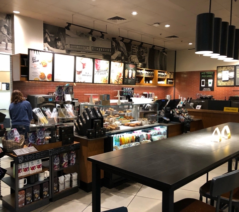 Starbucks Coffee - Mount Pleasant, SC