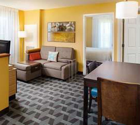 TownePlace Suites Manchester-Boston Regional Airport - Manchester, NH