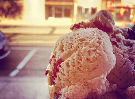 Scoops Homemade Ice Cream - Lake Havasu City, AZ