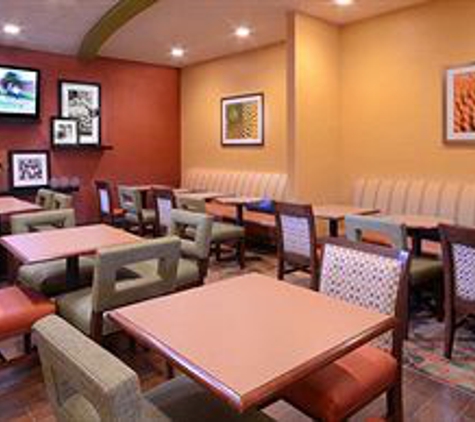 Hampton Inn Fayetteville Fort Liberty - Fayetteville, NC