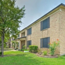 Oaks on Lamar Apartments - Apartment Finder & Rental Service