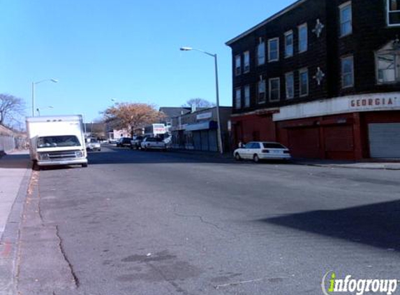 LA Marketa Meat Market - Lynn, MA