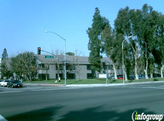 Dr. Larry Ariel Danzig, MD - Santa Ana, CA