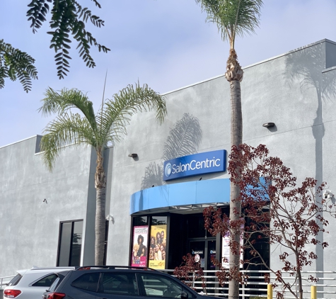 SalonCentric - San Diego, CA. Dec 6, 2021