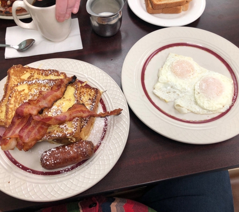 Georges Luncheonette - Patchogue, NY