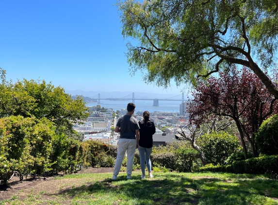 New Russian Hill Market - San Francisco, CA