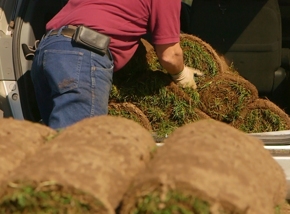 Red Hen Turf Farm Inc - New Carlisle, IN