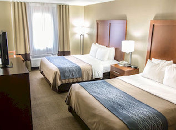 Comfort Inn Gurnee near Six Flags - Gurnee, IL