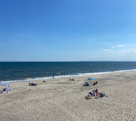 Silver Gull Beach Club - Breezy Point, NY