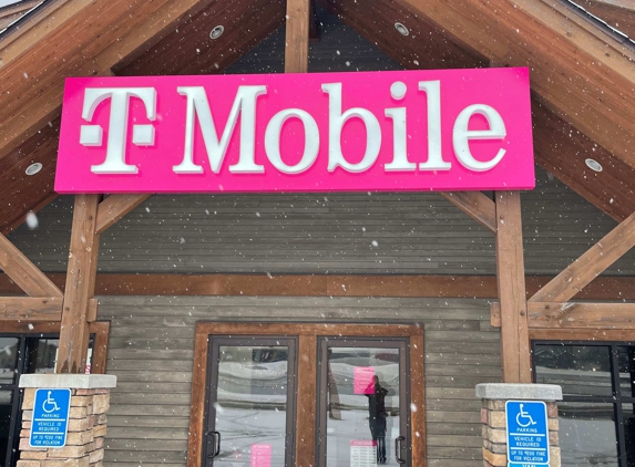 T-Mobile - Baxter, MN