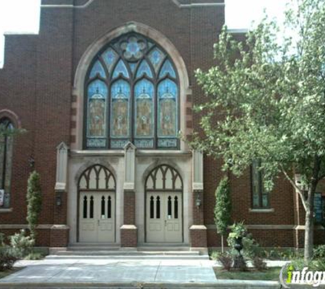 Holy Trinity Lutheran Church - Chicago, IL