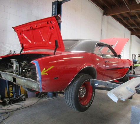 M D Autobody & Repair - Oakland, CA