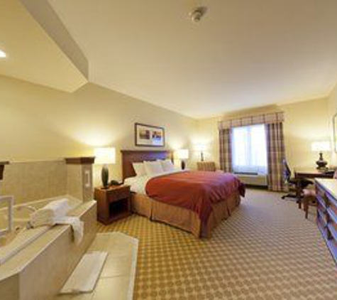 Country Inns & Suites - Bedford, NH