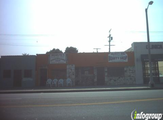 Vanity Box Beauty Shop - Los Angeles, CA