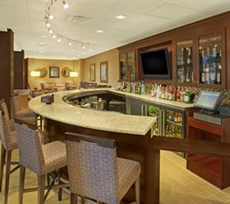 Hampton Inn & Suites Yonkers - Yonkers, NY