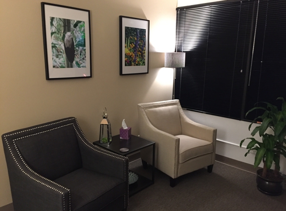 Purespective Counseling and Coaching - Denver, CO. Denver Marriage Counseling & Couples Therapy-Waiting Room