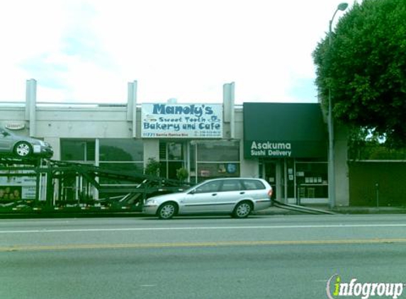 Manoly's Bakery - Los Angeles, CA