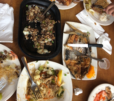 Max's of Manila - Honolulu, HI