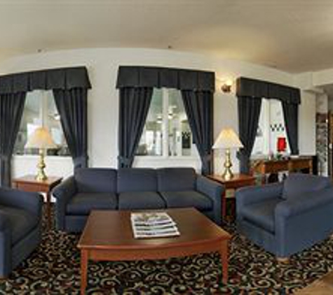 Red Lion Inn & Suites McMinnville - Mcminnville, OR