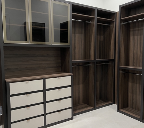 VelArt Designer Kitchens & Baths - Miami, FL. Custom Master Closet by VelArt