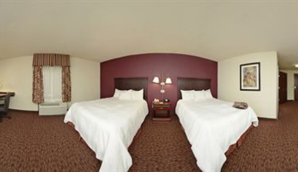 Hampton Inn & Suites Muncie - Muncie, IN