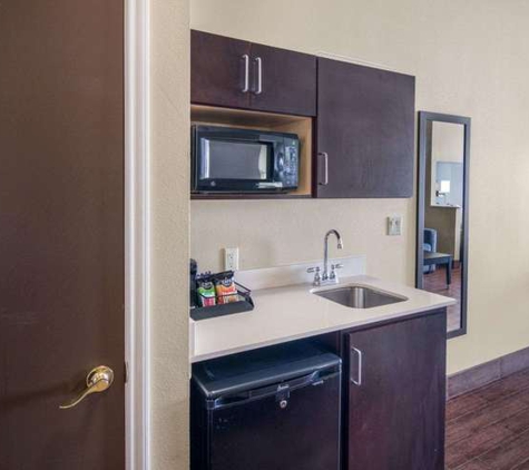 Comfort Suites - Odessa, TX