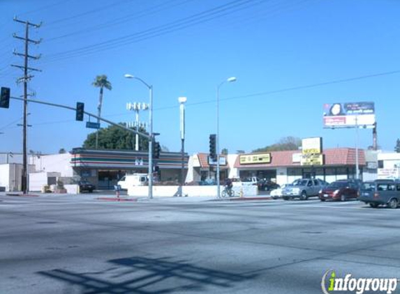 Thai's BBQ Express - Northridge, CA