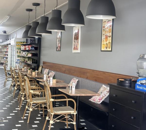 Delish @ Hamilton - Mount Waverley, VIC
