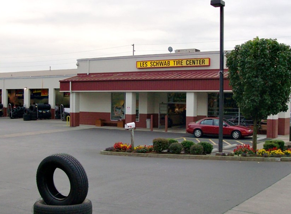 Les Schwab Tires - Portland, OR