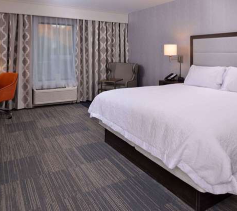 Hampton Inn & Suites Albany-East Greenbush - East Greenbush, NY