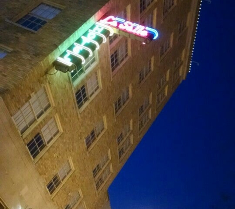 The LaSalle Hotel - Bryan, TX