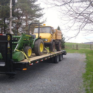 Lloyd Gifford Trucking - Galway, NY