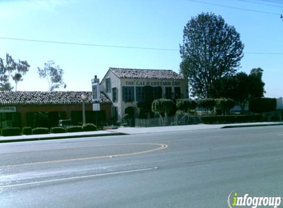 The Cat & Custard Cup - La Habra, CA