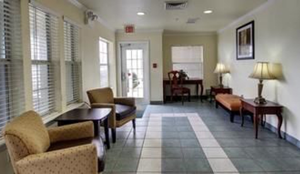 InTown Suites - Metairie, LA