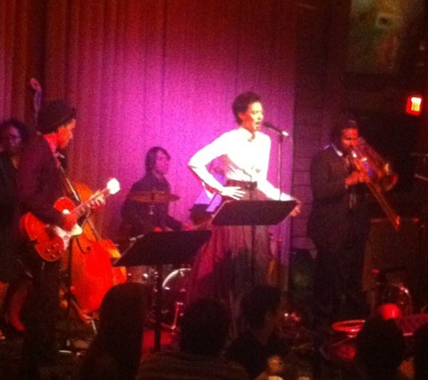 Vibrato Grill and Jazz - Los Angeles, CA